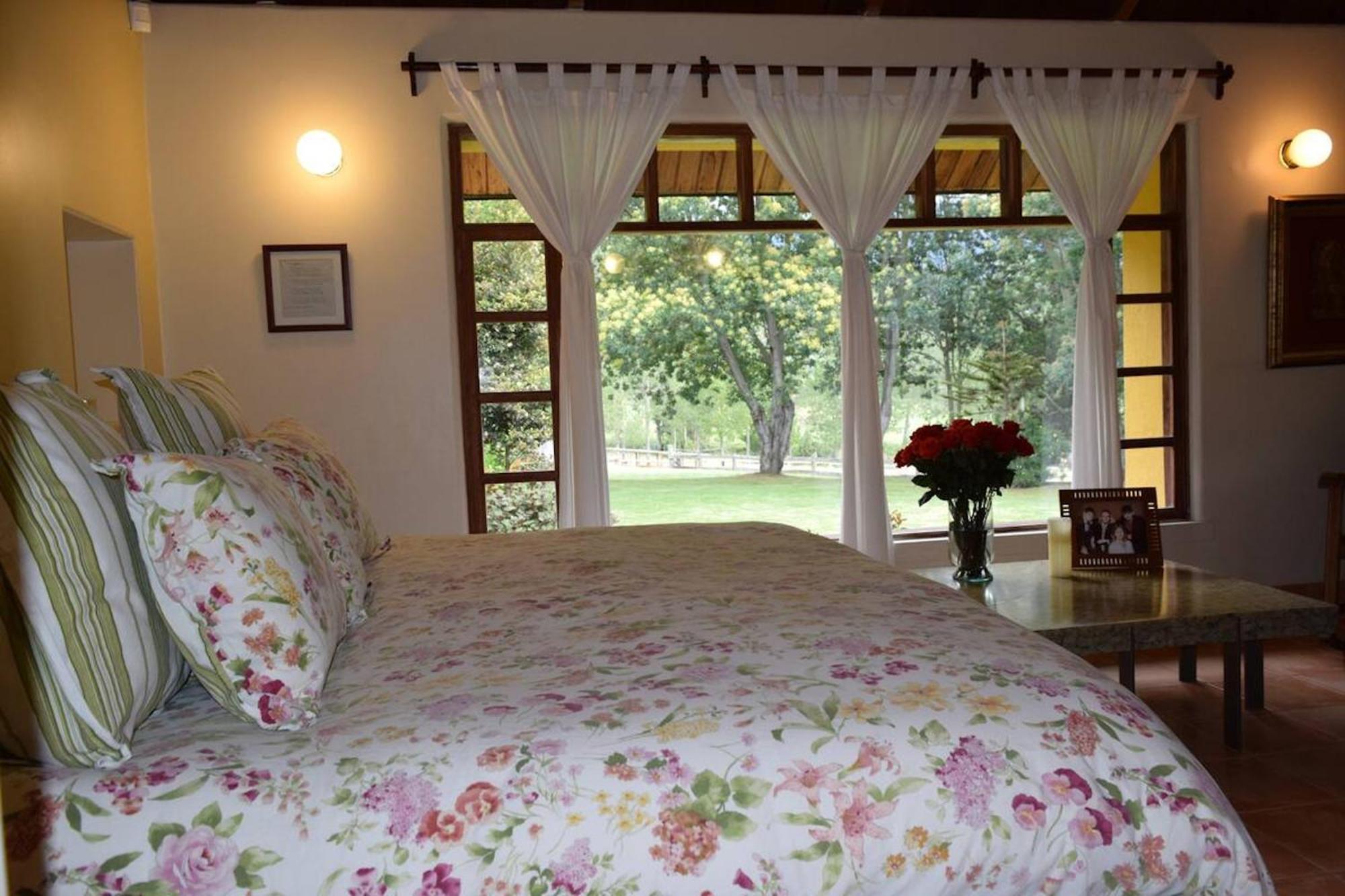 Cottage house Кайамбе Екстериор снимка