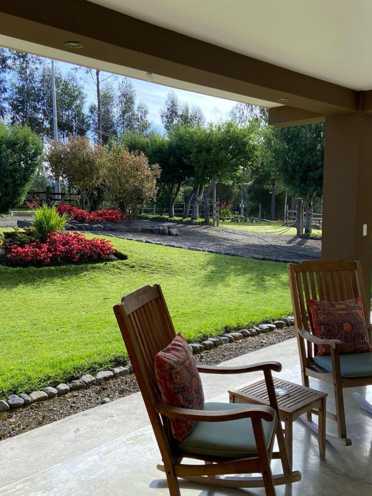 Cottage house Кайамбе Екстериор снимка